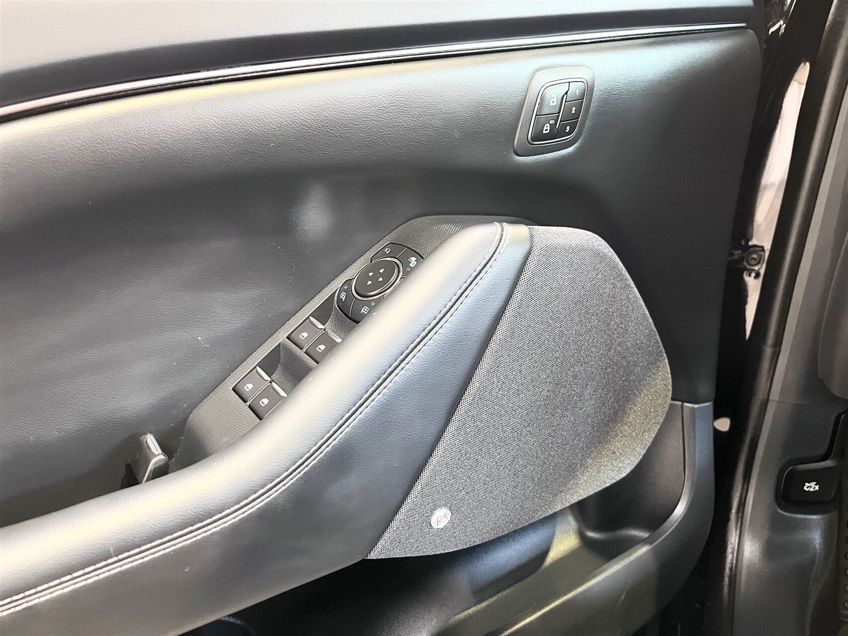 Billede af Ford Mustang Mach-E EL UR Premium 294HK 5d Aut.