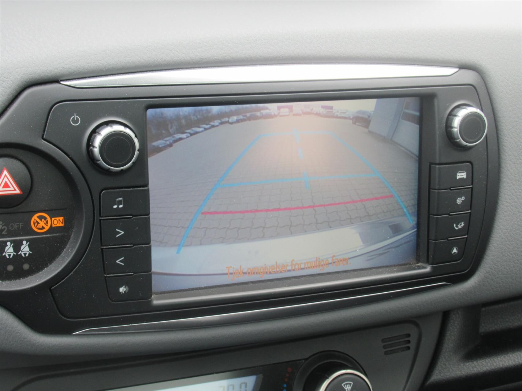 Billede af Toyota Yaris 1,5 Hybrid Pure Safety Sense E-CVT 100HK 5d Trinl. Gear