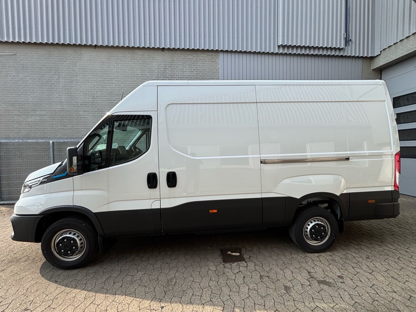 Billede af Iveco FBH/42S14E 12m3/SFT