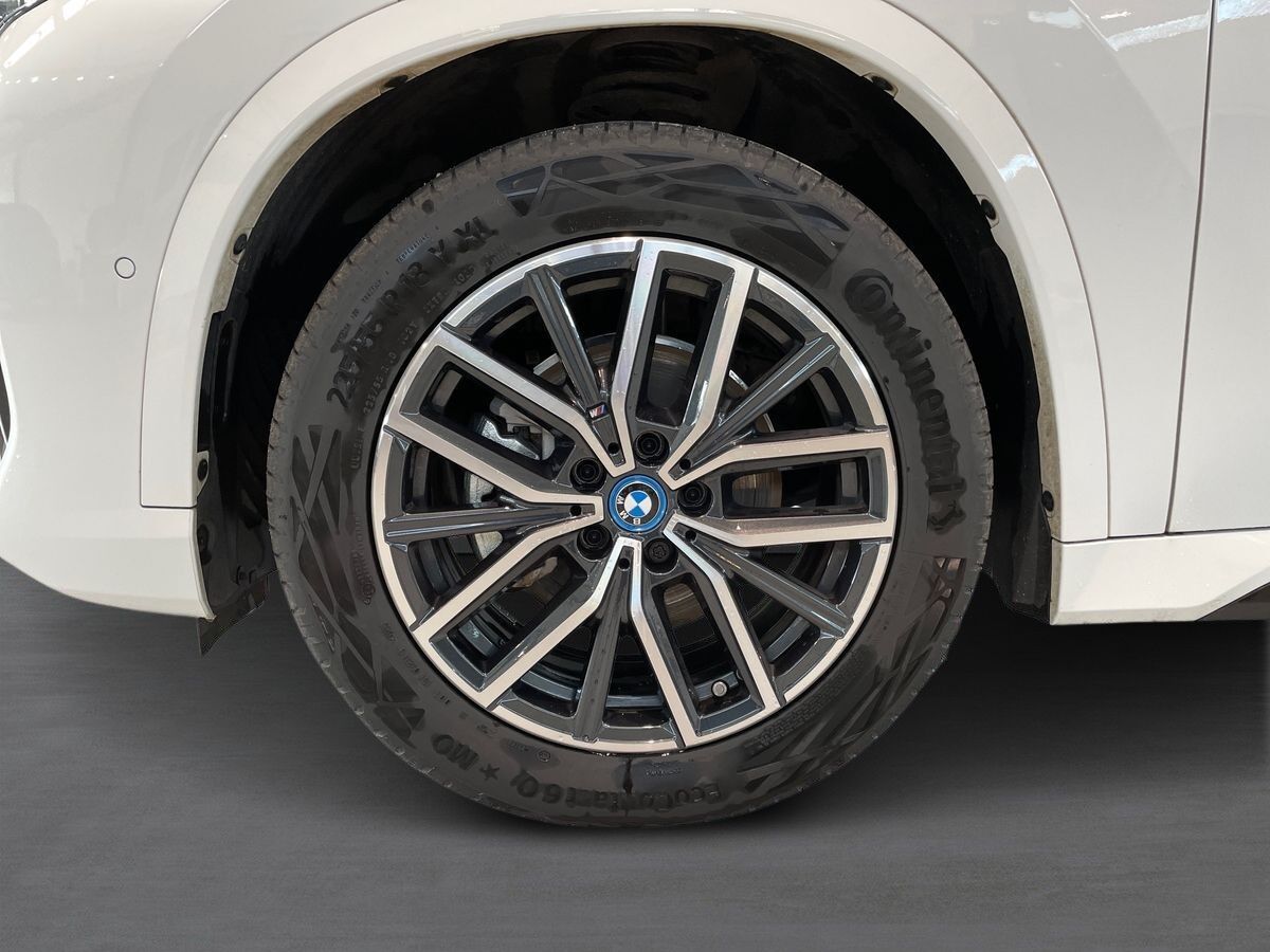 Billede af BMW iX1 eDrive20 EL M-Sport 204HK 5d Aut.