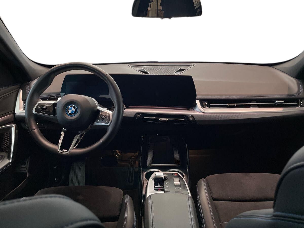 Billede af BMW iX1 eDrive20 EL M-Sport 204HK 5d Aut.
