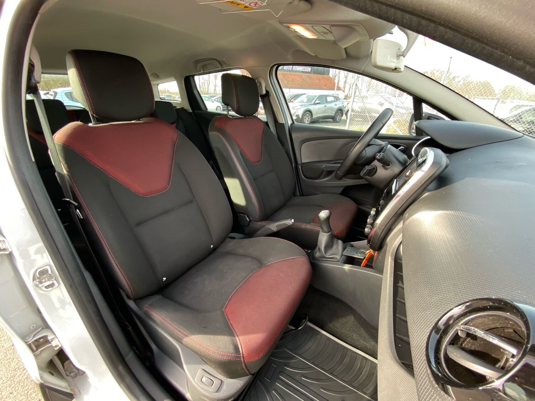 Billede af Renault Clio Sport Tourer 1,5 DCI Expression 75HK Stc