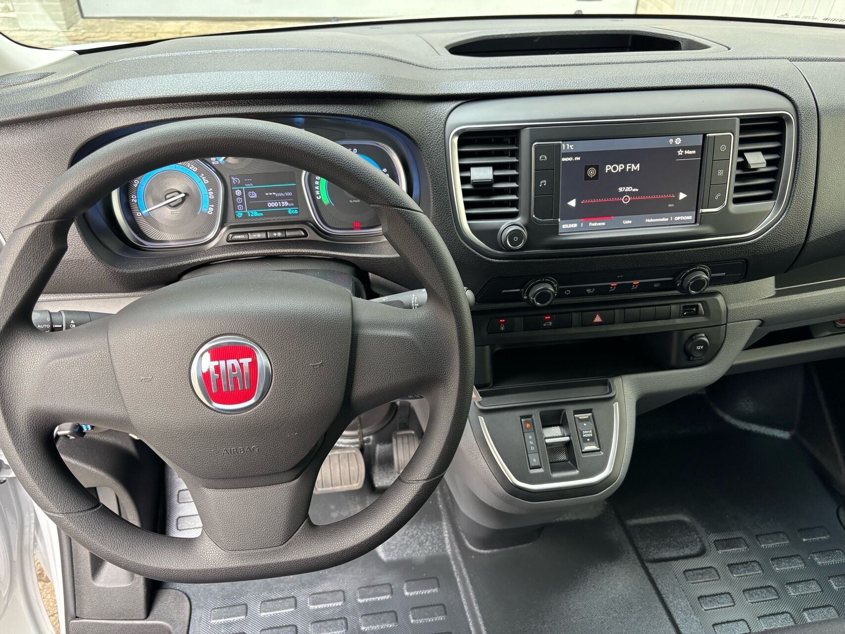 Billede af Fiat E-Scudo L3H1 EL Business 136HK Van Aut.