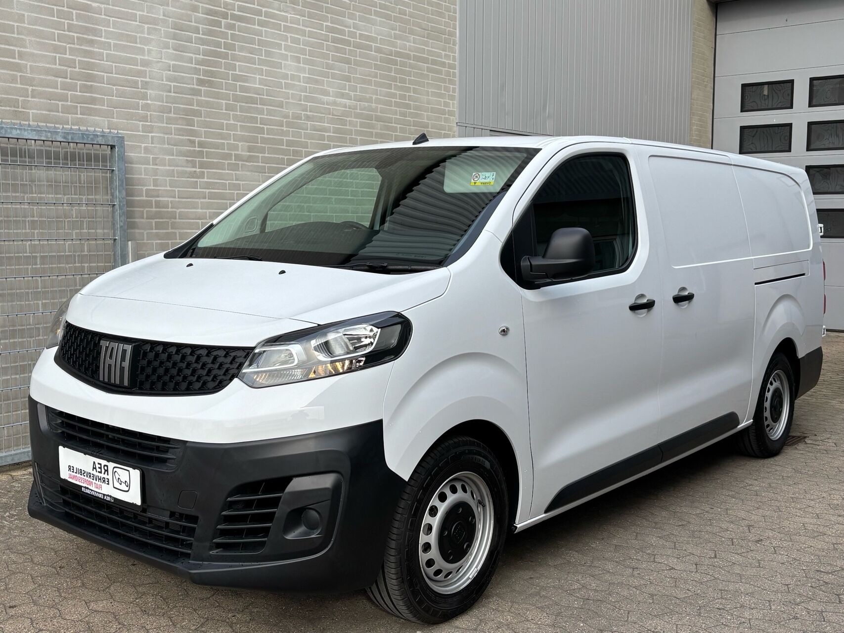 Billede af Fiat E-Scudo L3H1 EL Business 136HK Van Aut.