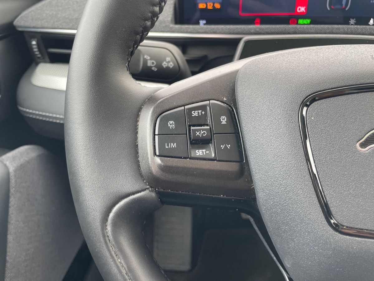 Billede af Ford Mustang Mach-E EL UR 294HK 5d Aut.