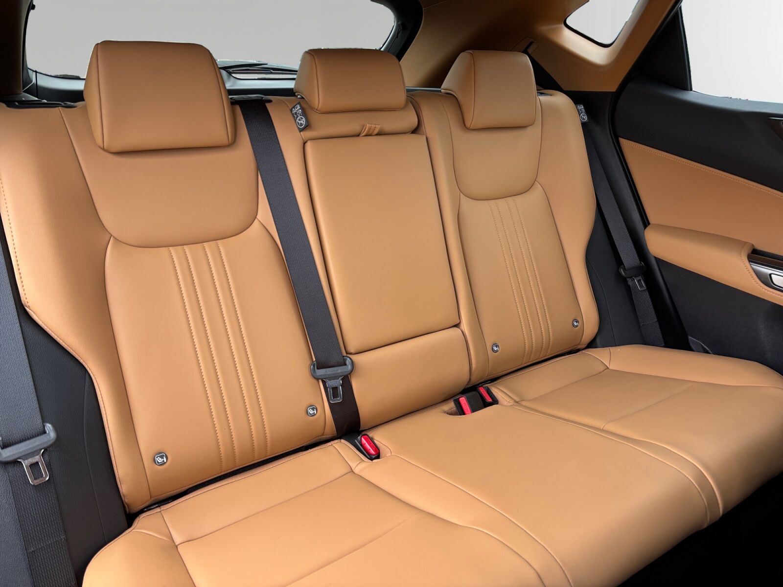 Billede af Lexus NX 450h+ 2,5 Plugin-hybrid Business Plus 4WD 309HK 5d Trinl. Gear