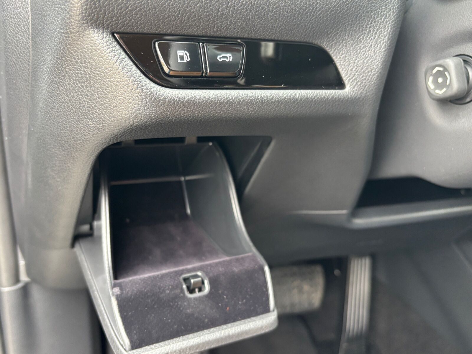 Billede af Lexus NX 450h+ 2,5 Plugin-hybrid Business Plus 4WD 309HK 5d Trinl. Gear