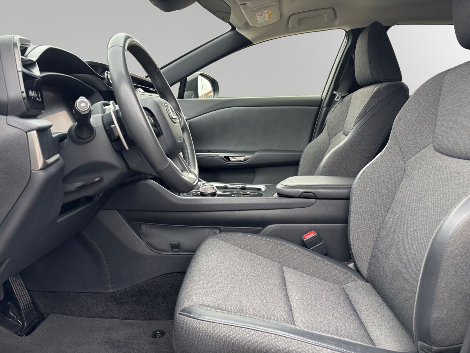 Billede af Lexus RZ 450e EL Comfort Direct4 313HK 4d Aut.