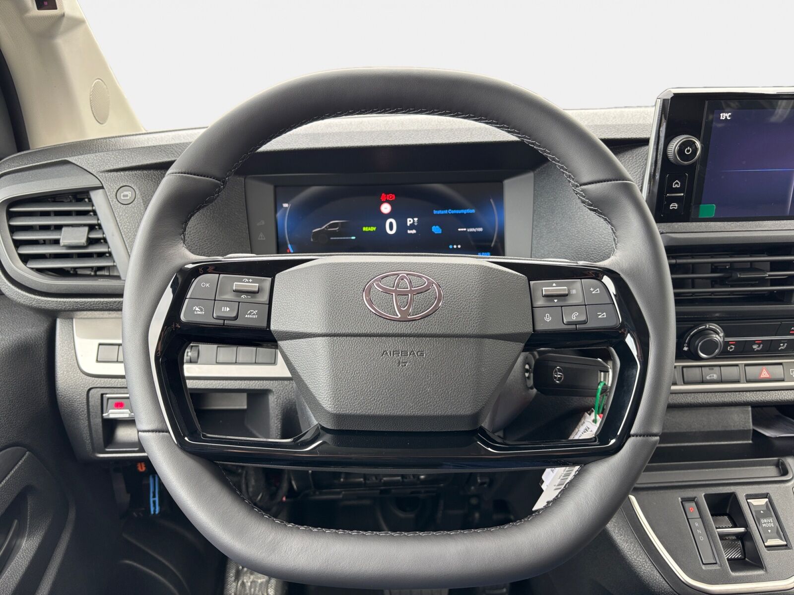 Billede af Toyota Proace Electric Long EL Comfort Master m/ 2 Skydedøre 136HK Van Aut.