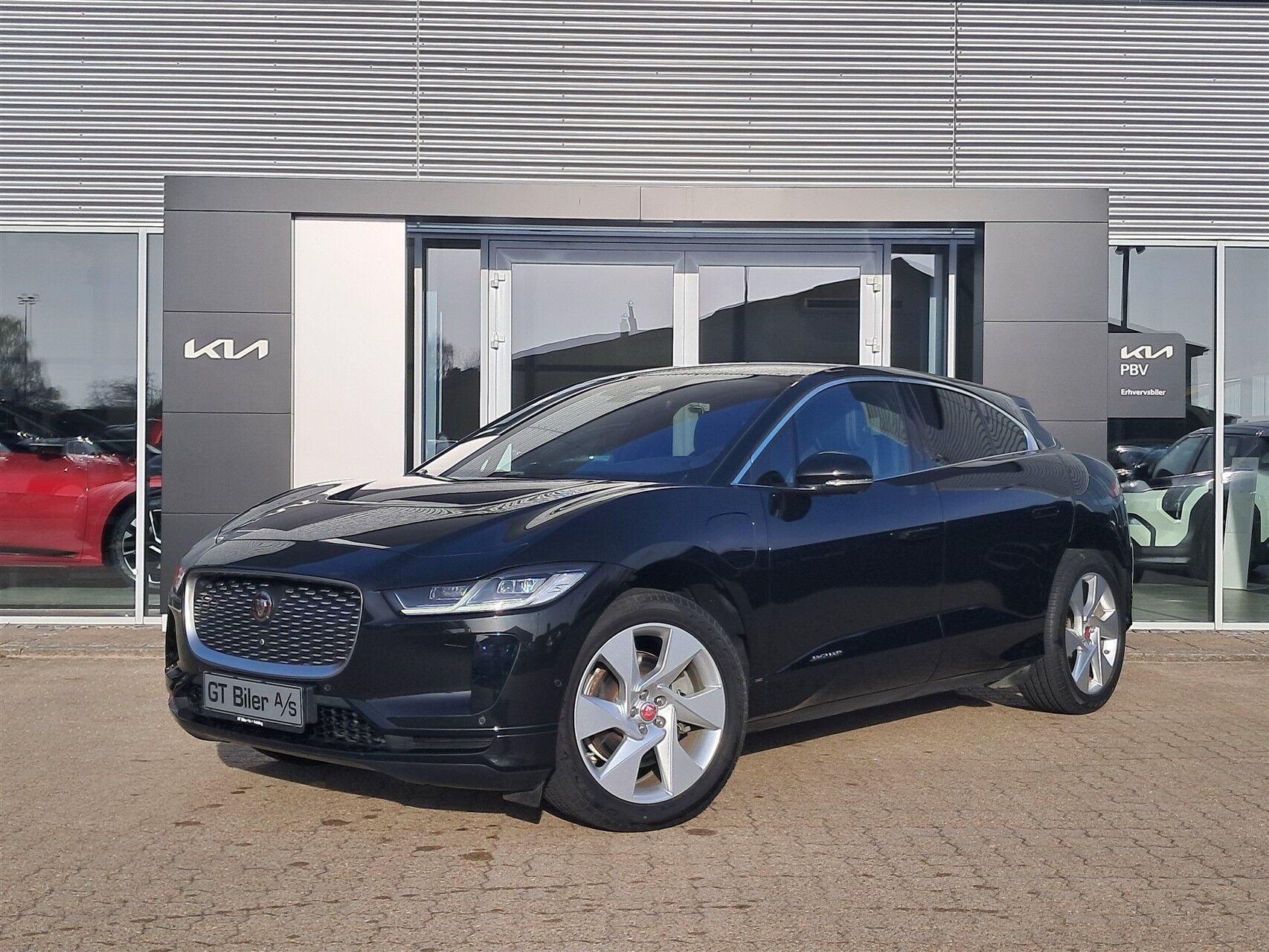 Billede af Jaguar I-PACE 90 kWh EL SE AWD 320HK 5d 8g Aut.