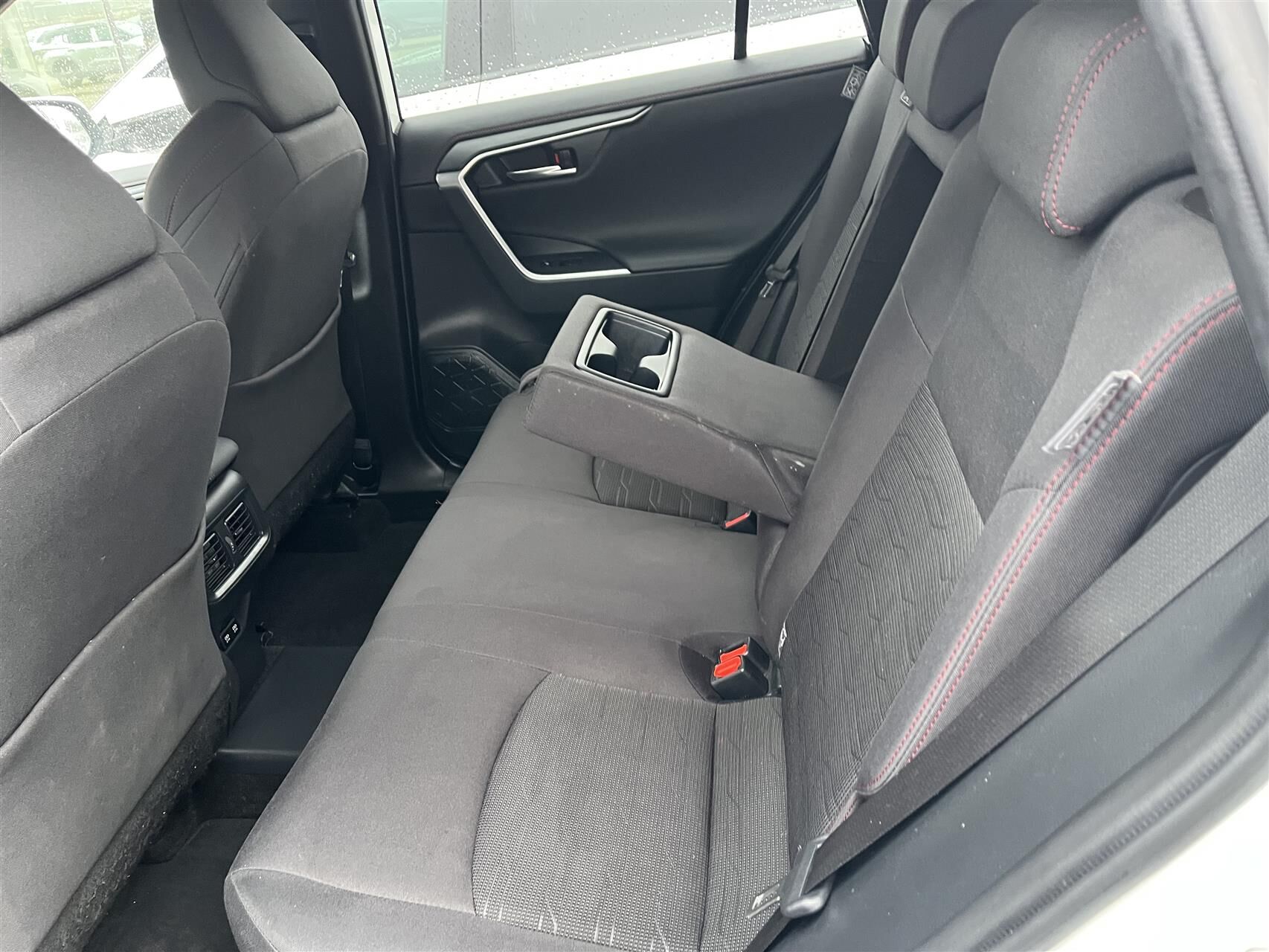 Billede af Toyota RAV4 Plug-in 2,5 Plugin-hybrid H3 AWD 306HK 5d 6g Aut.