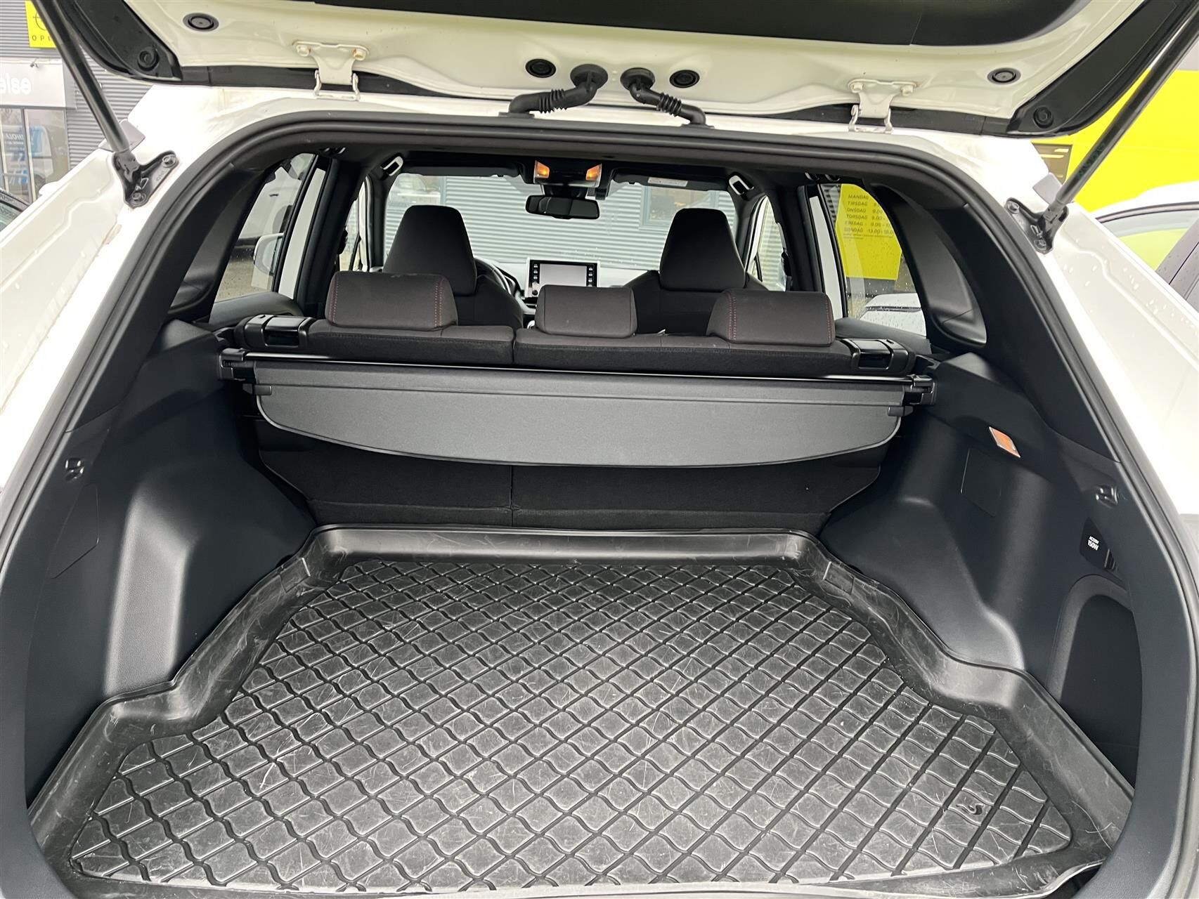 Billede af Toyota RAV4 Plug-in 2,5 Plugin-hybrid H3 AWD 306HK 5d 6g Aut.