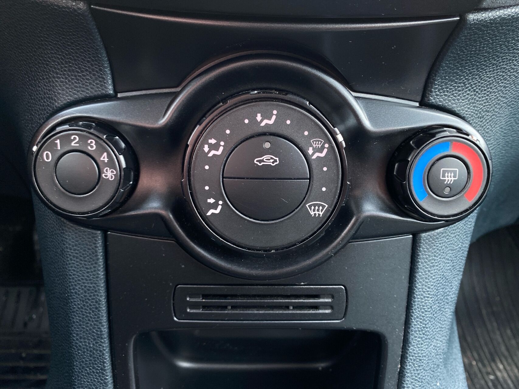 Billede af Ford Fiesta 1,25 Trend 60HK 5d