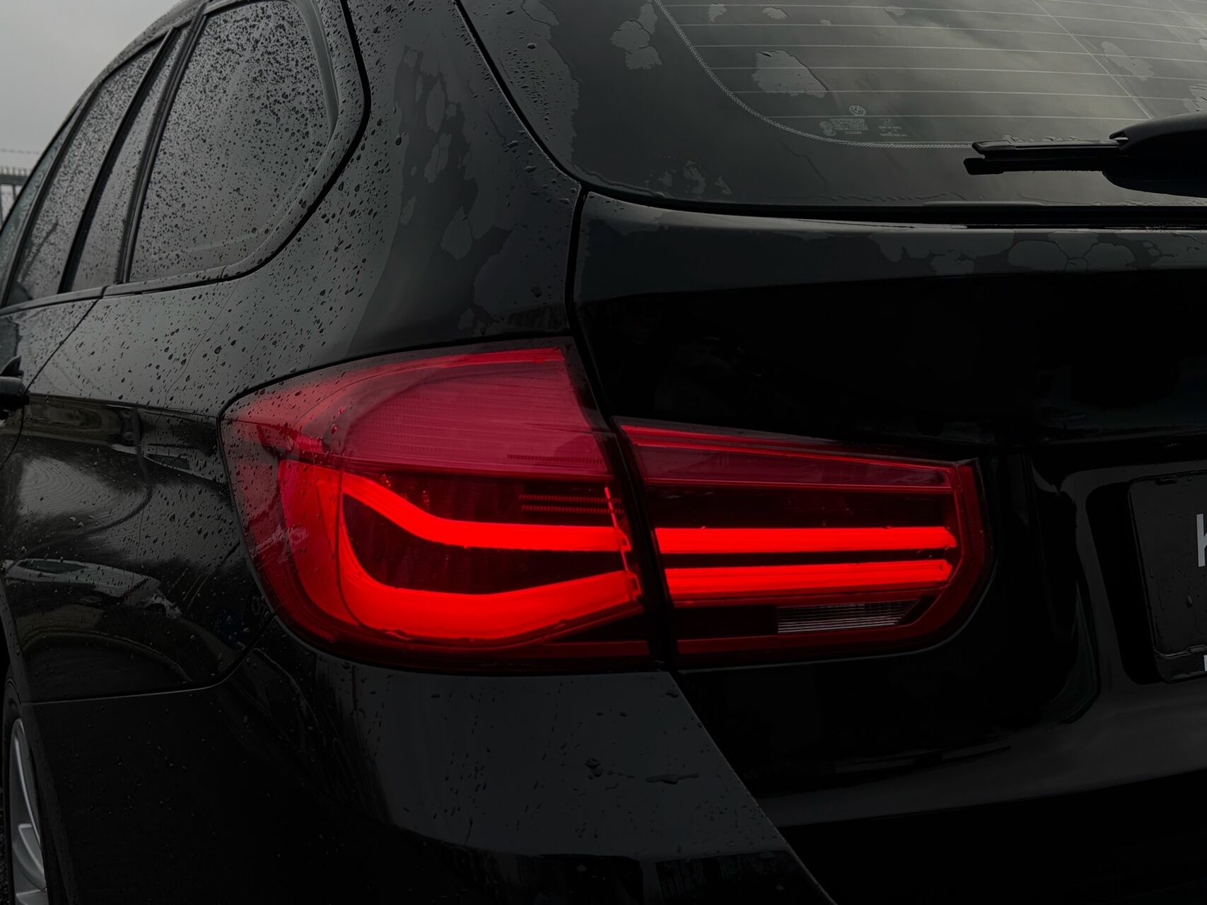 Billede af BMW 320d Touring 2,0 D Steptronic 190HK Stc 8g Aut.