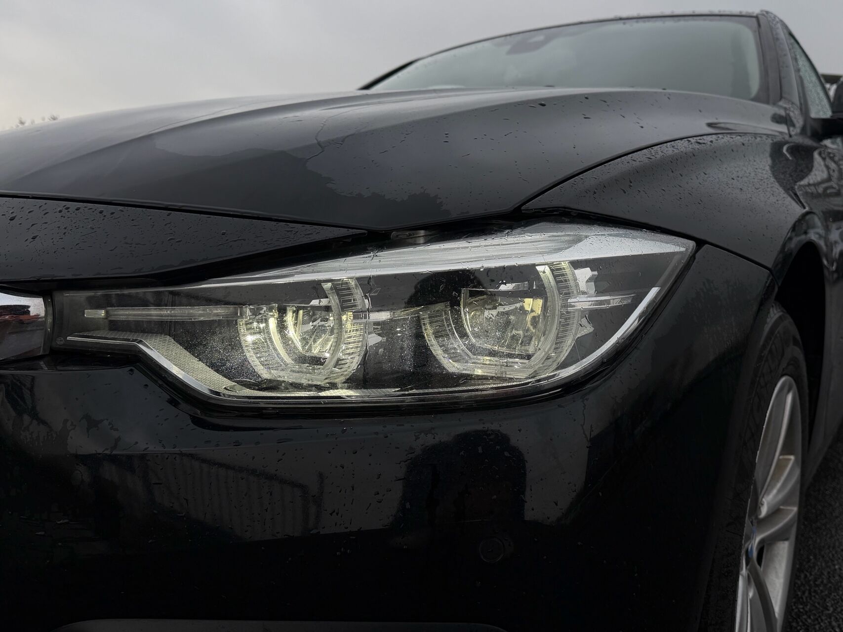 Billede af BMW 320d Touring 2,0 D Steptronic 190HK Stc 8g Aut.