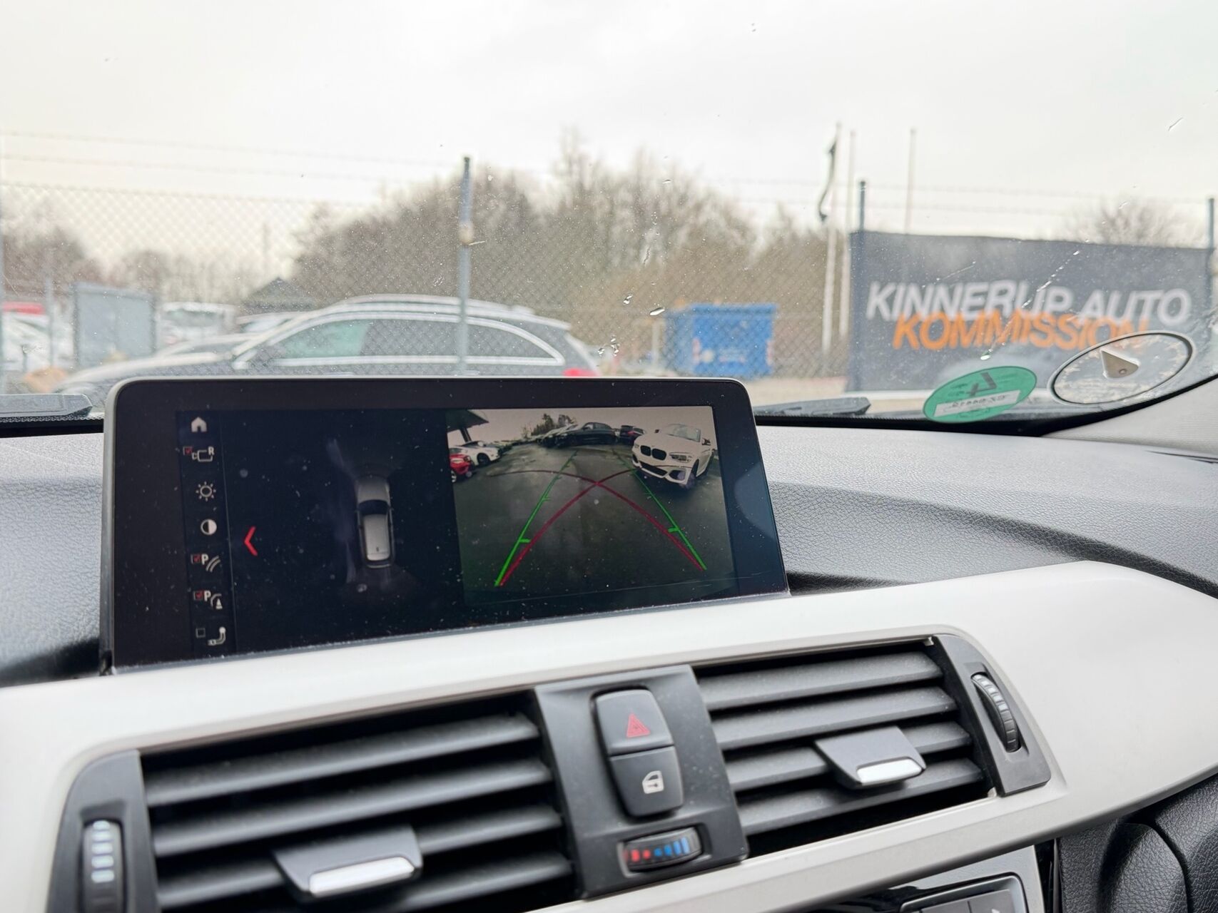 Billede af BMW 320d Touring 2,0 D Steptronic 190HK Stc 8g Aut.