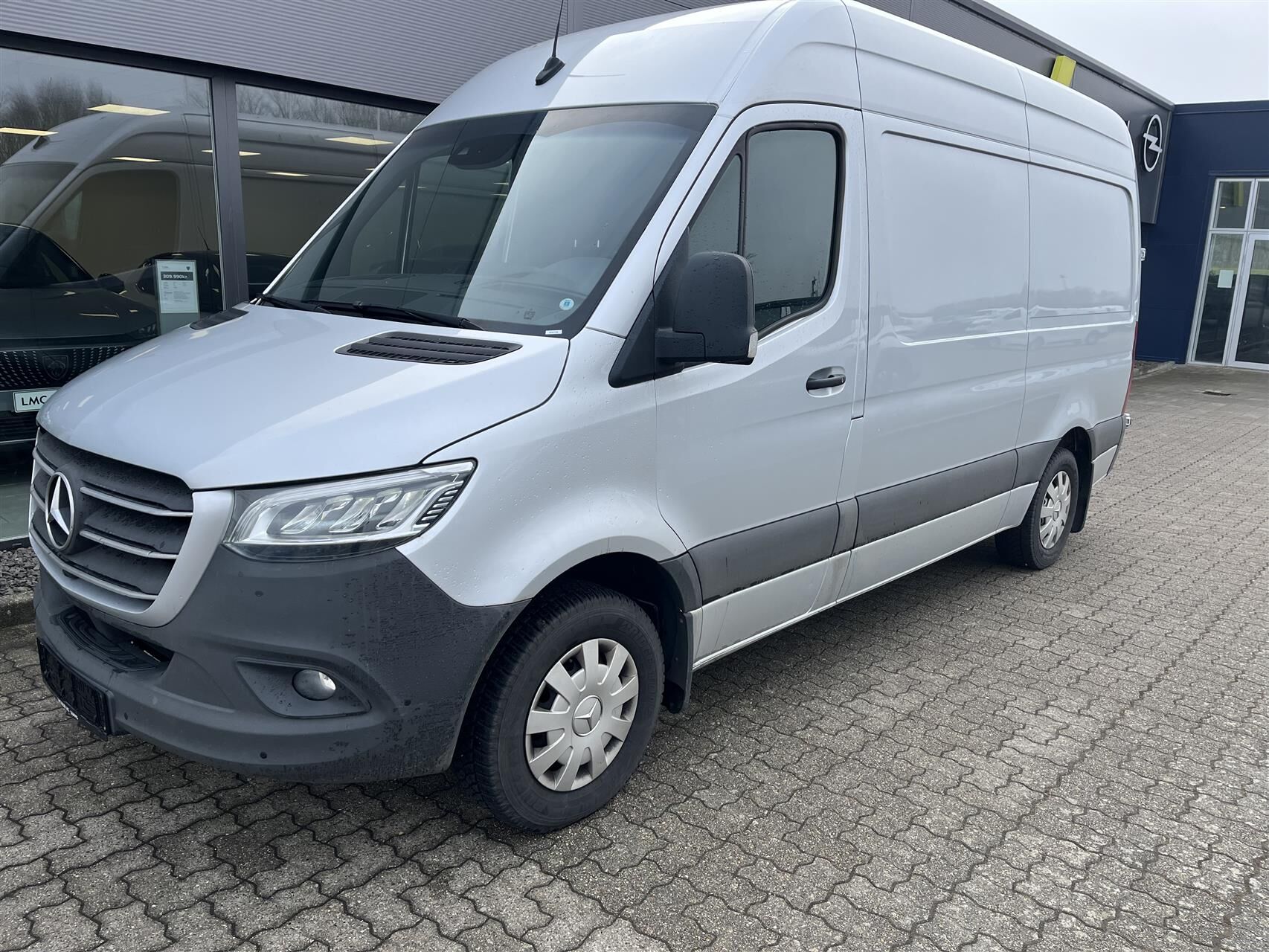 Billede af Mercedes-Benz Sprinter 316 2,1 CDI A4 H2 RWD 163HK Van Aut.