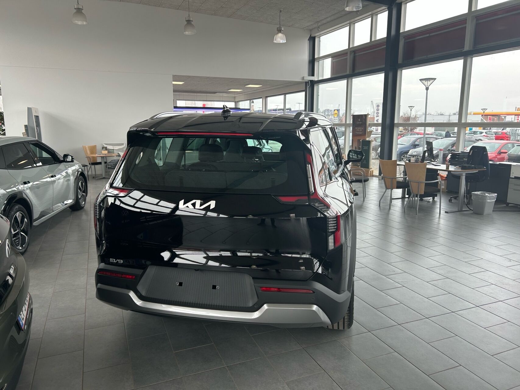 Billede af Kia EV9 EL Standard Range Upgrade 218HK 5d Aut.