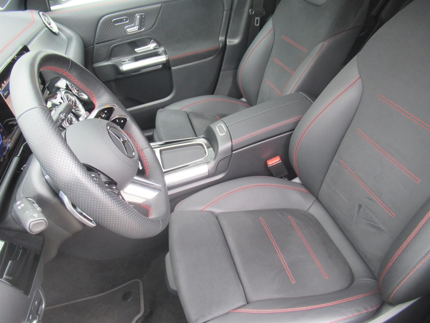 Billede af Mercedes-Benz EQA 250+ EL AMG Premium 190HK 5d Aut.