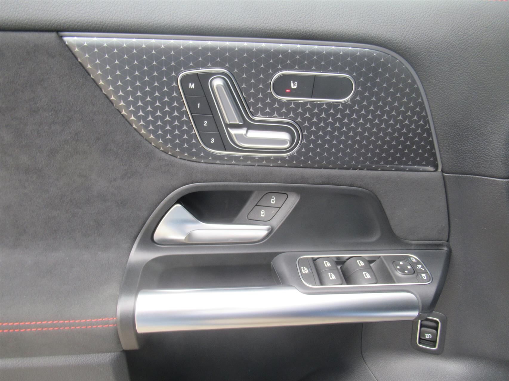 Billede af Mercedes-Benz EQA 250+ EL AMG Premium 190HK 5d Aut.