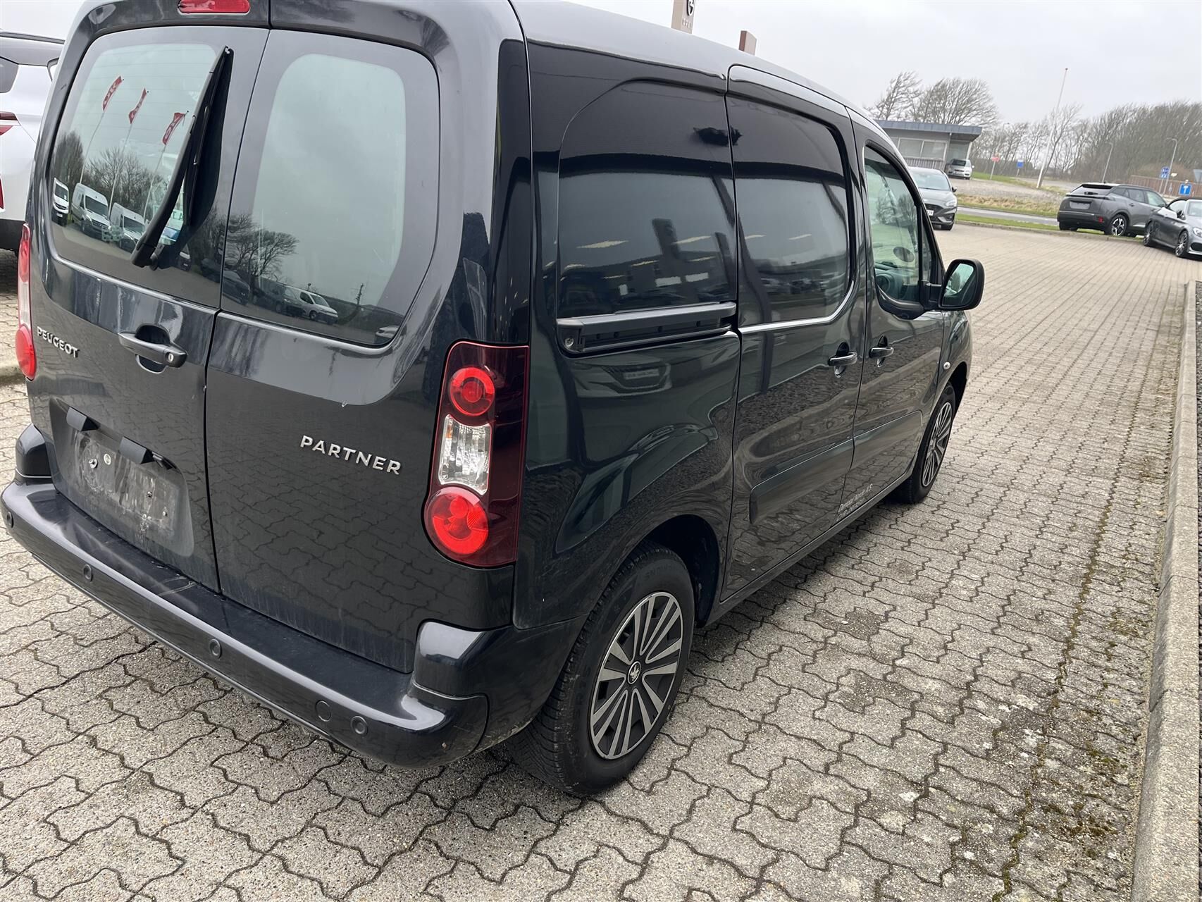 Billede af Peugeot Partner L1 Flexpack 1,6 BlueHDi Premium Pro ESG 100HK Van Aut.