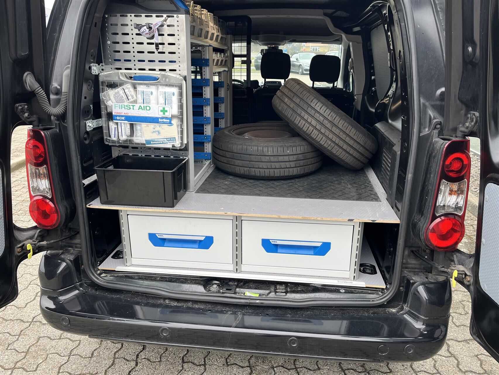 Billede af Peugeot Partner L1 Flexpack 1,6 BlueHDi Premium Pro ESG 100HK Van Aut.