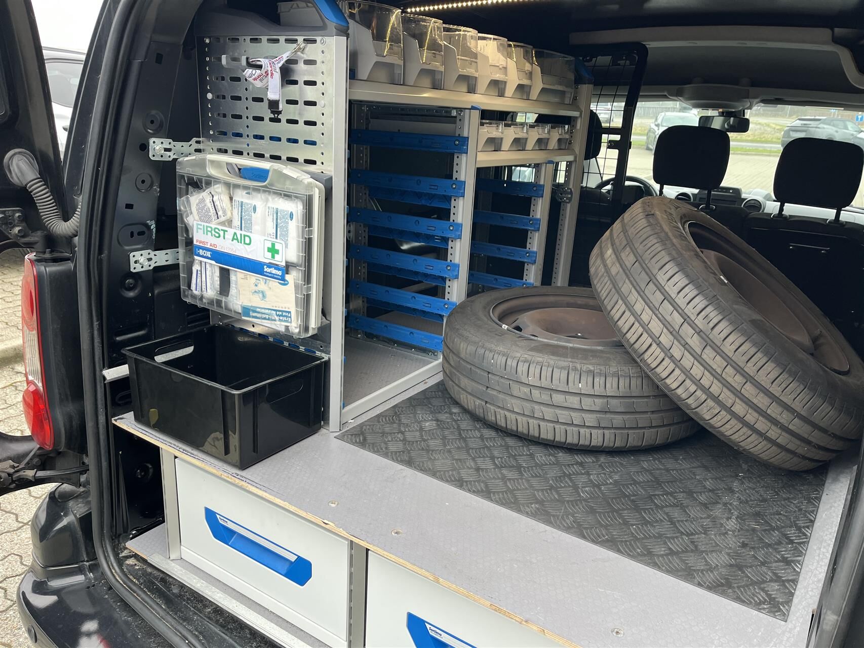 Billede af Peugeot Partner L1 Flexpack 1,6 BlueHDi Premium Pro ESG 100HK Van Aut.