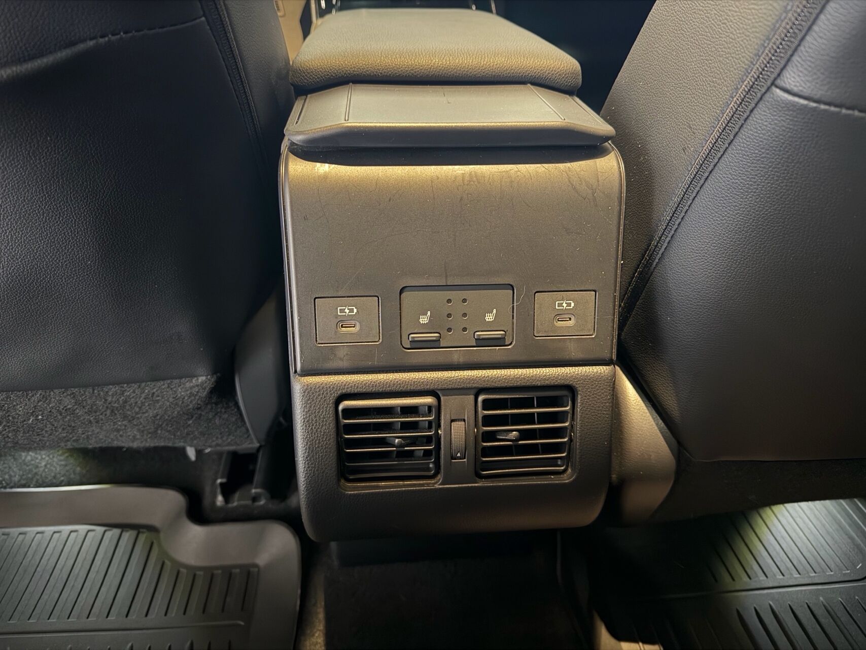 Billede af Subaru Solterra EL Touring+ AWD 218HK Aut.