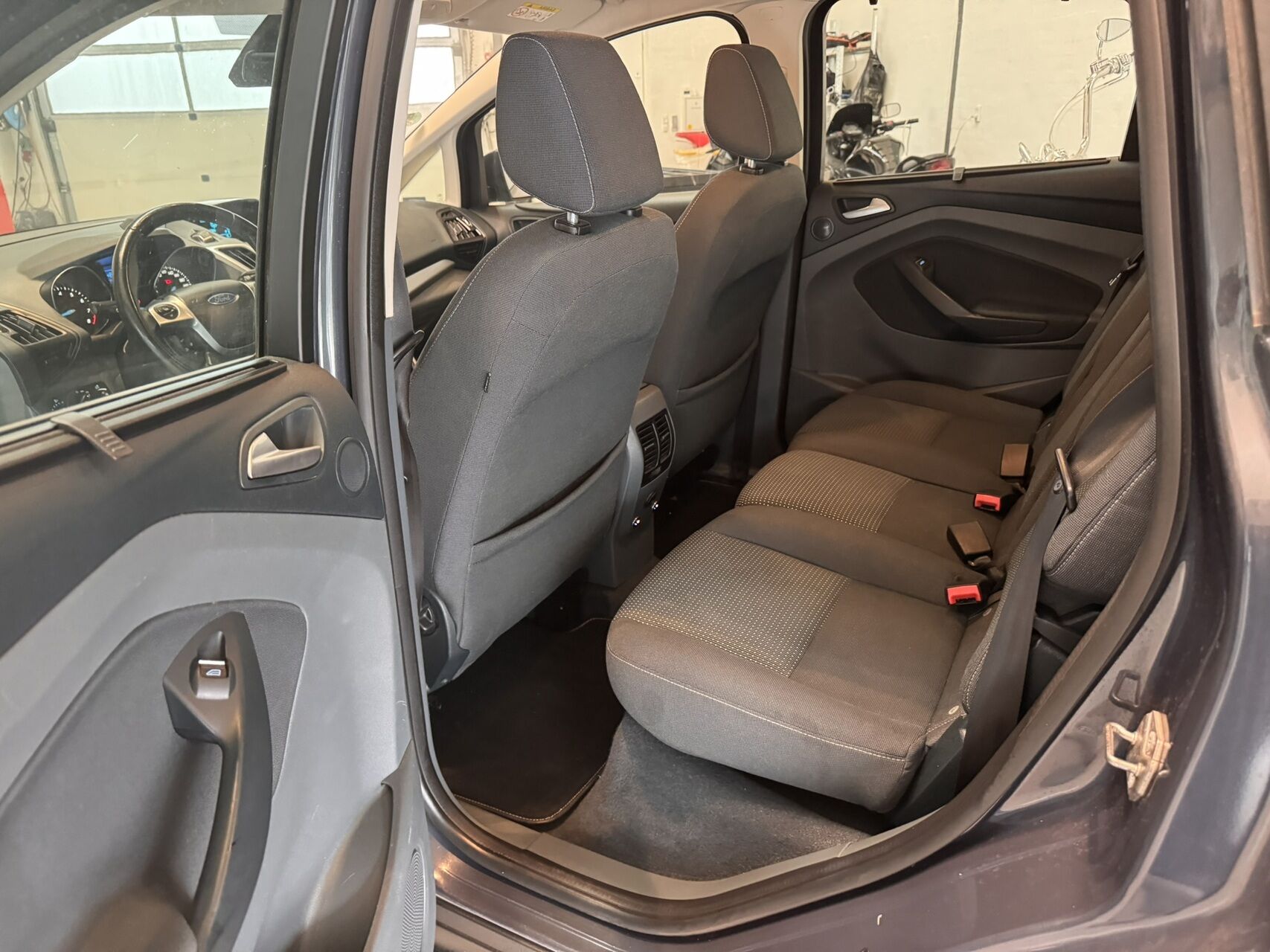 Billede af Ford C-MAX 1,0 EcoBoost Edition 100HK 6g