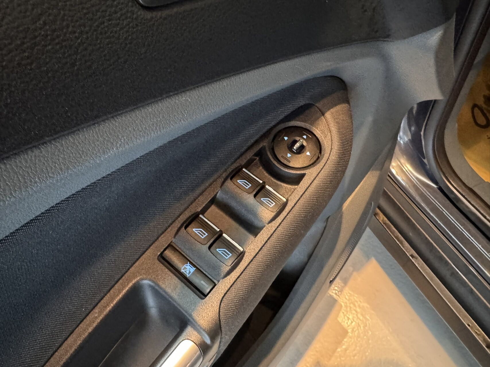 Billede af Ford C-MAX 1,0 EcoBoost Edition 100HK 6g