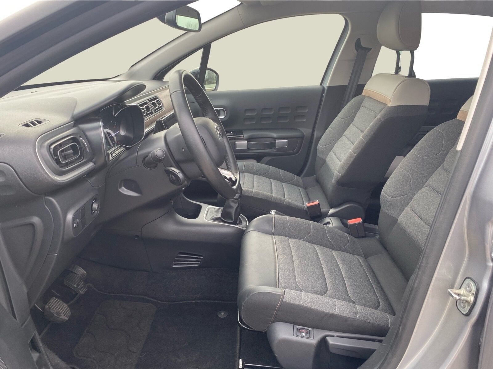 Billede af Citroën C3 1,2 PureTech VTR Sport 83HK 5d