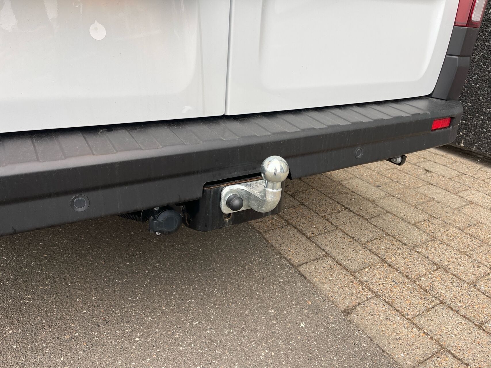 Billede af Nissan Primastar L2H1 2,0 DCi N-Connecta 150HK Van 6g Aut.