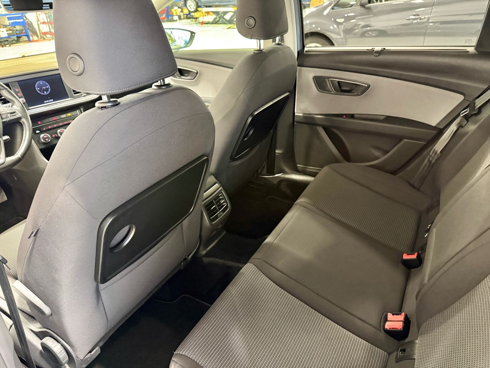 Billede af Seat Leon Sportstourer 1,5 TSI Style DSG 150HK Stc 7g Aut.