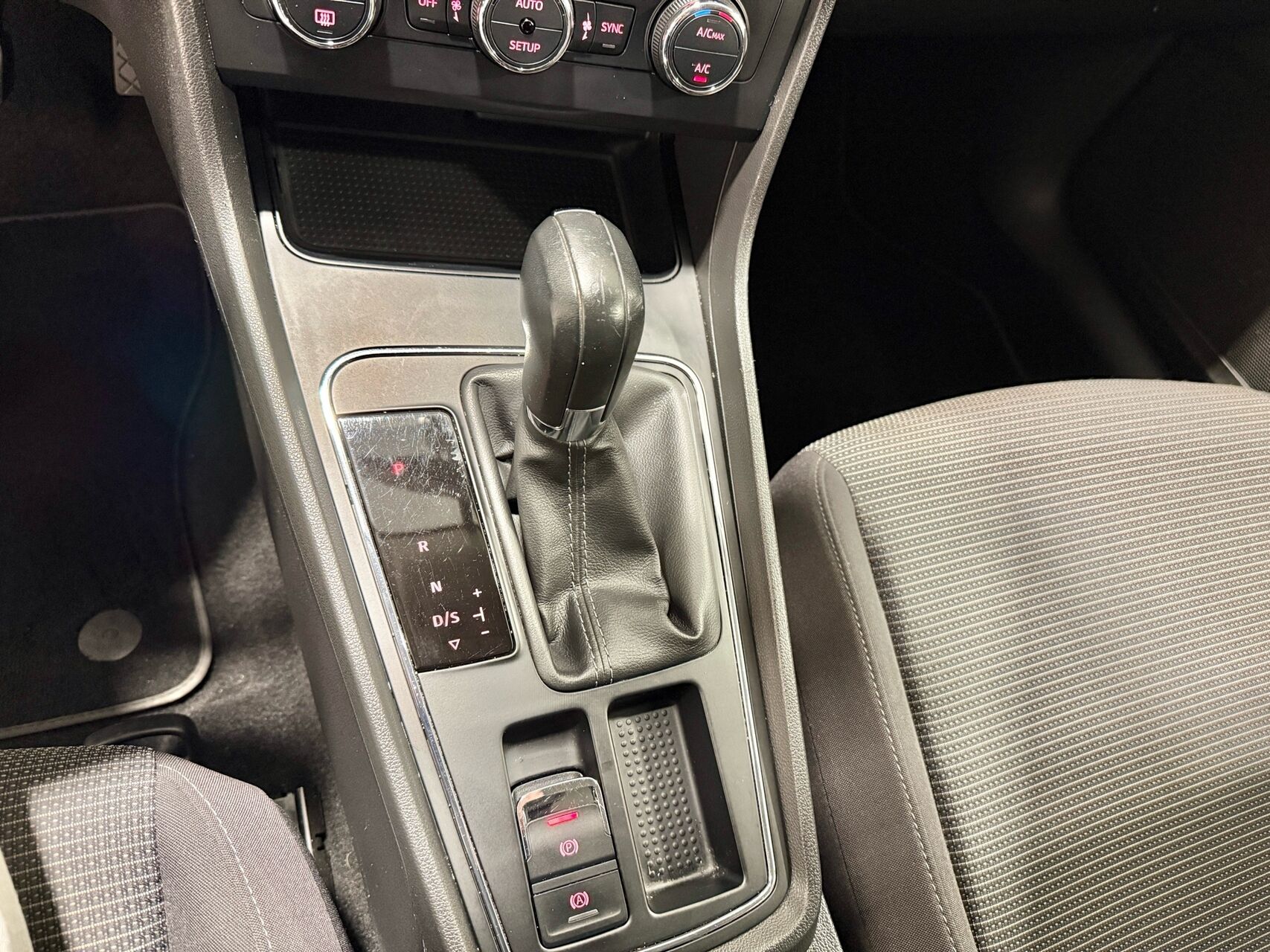 Billede af Seat Leon Sportstourer 1,5 TSI Style DSG 150HK Stc 7g Aut.