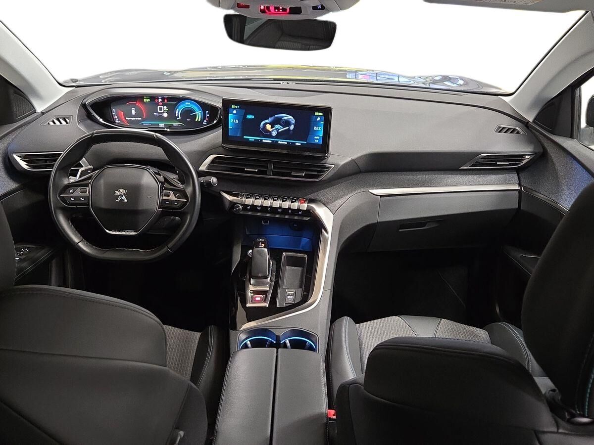 Billede af Peugeot 3008 1,6 PureTech  Plugin-hybrid First Selection EAT8 225HK 5d 8g Aut.