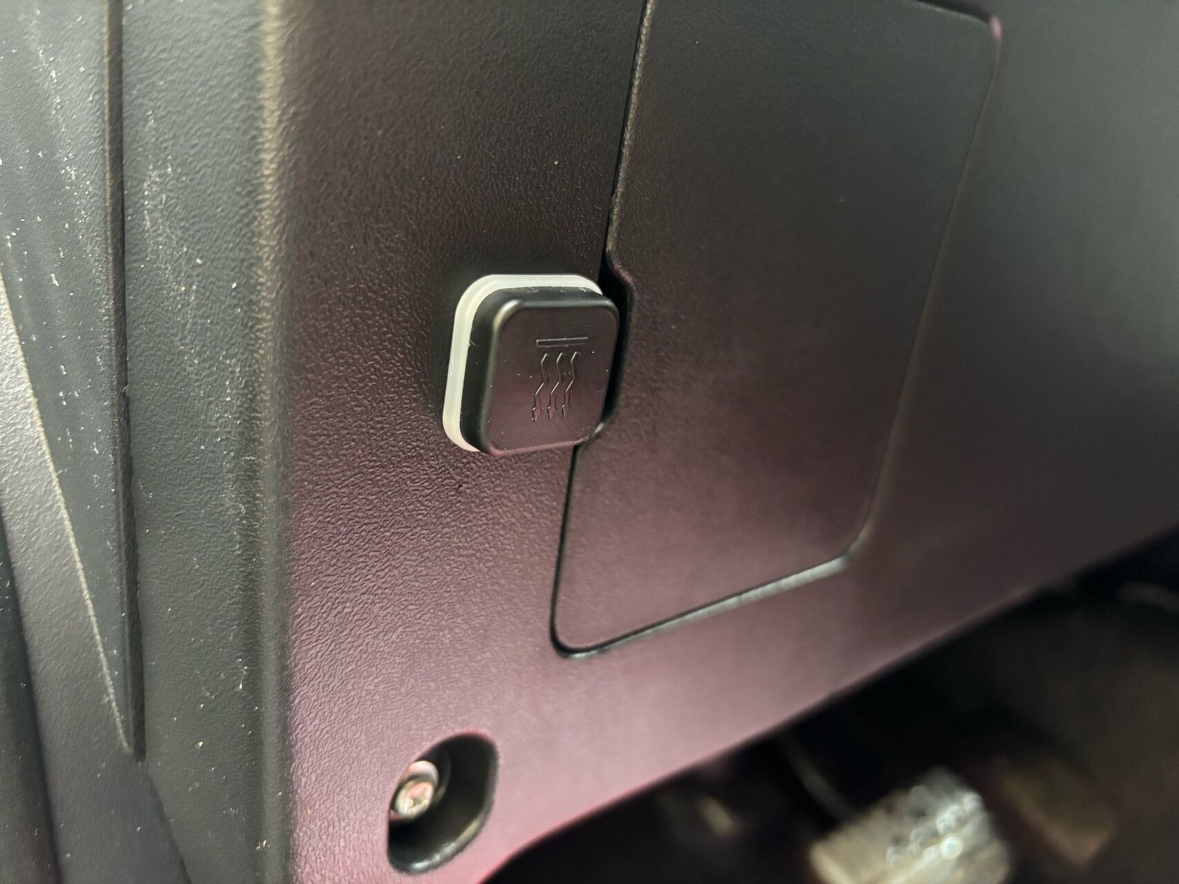 Billede af Mitsubishi Space Star 1,2 Invite+ CVT 80HK 5d Aut.