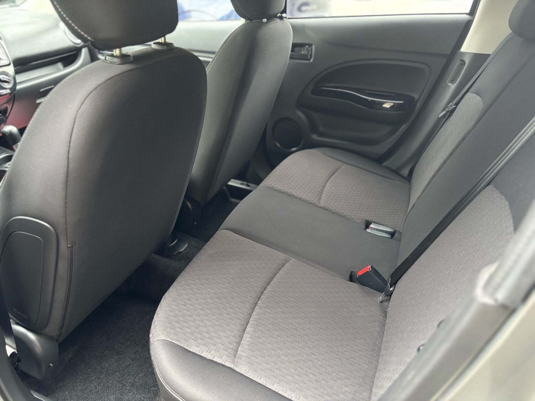 Billede af Mitsubishi Space Star 1,2 Invite+ CVT 80HK 5d Aut.