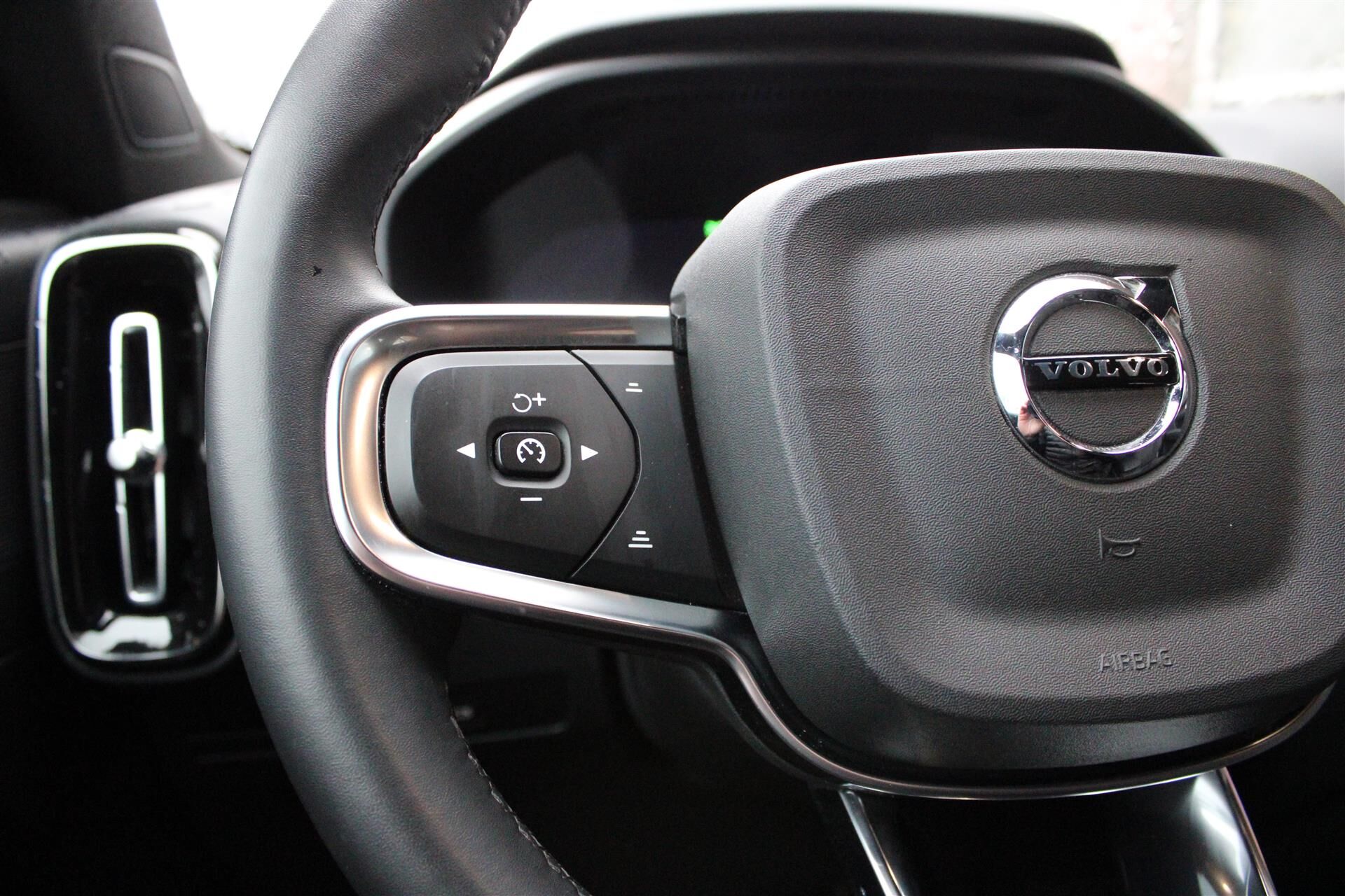 Billede af Volvo XC40 Recharge Extended Range Core 252HK 5d Aut.