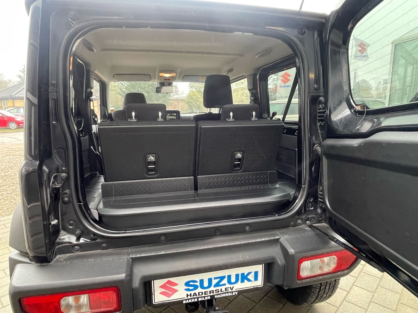 Billede af Suzuki Jimny 1,5 Adventure AllGrip 102HK 3d