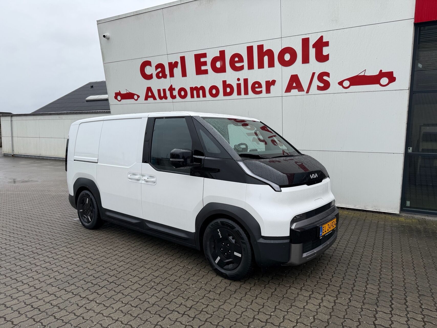 Billede af Kia PV5 Cargo L2H1 EL Long Range Work Pro 163HK Van Aut.