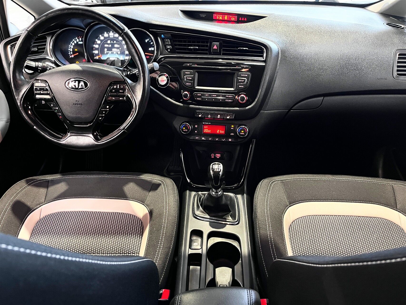 Billede af Kia Ceed 1,0 T-GDI Style Plus Clim 120HK 5d 6g