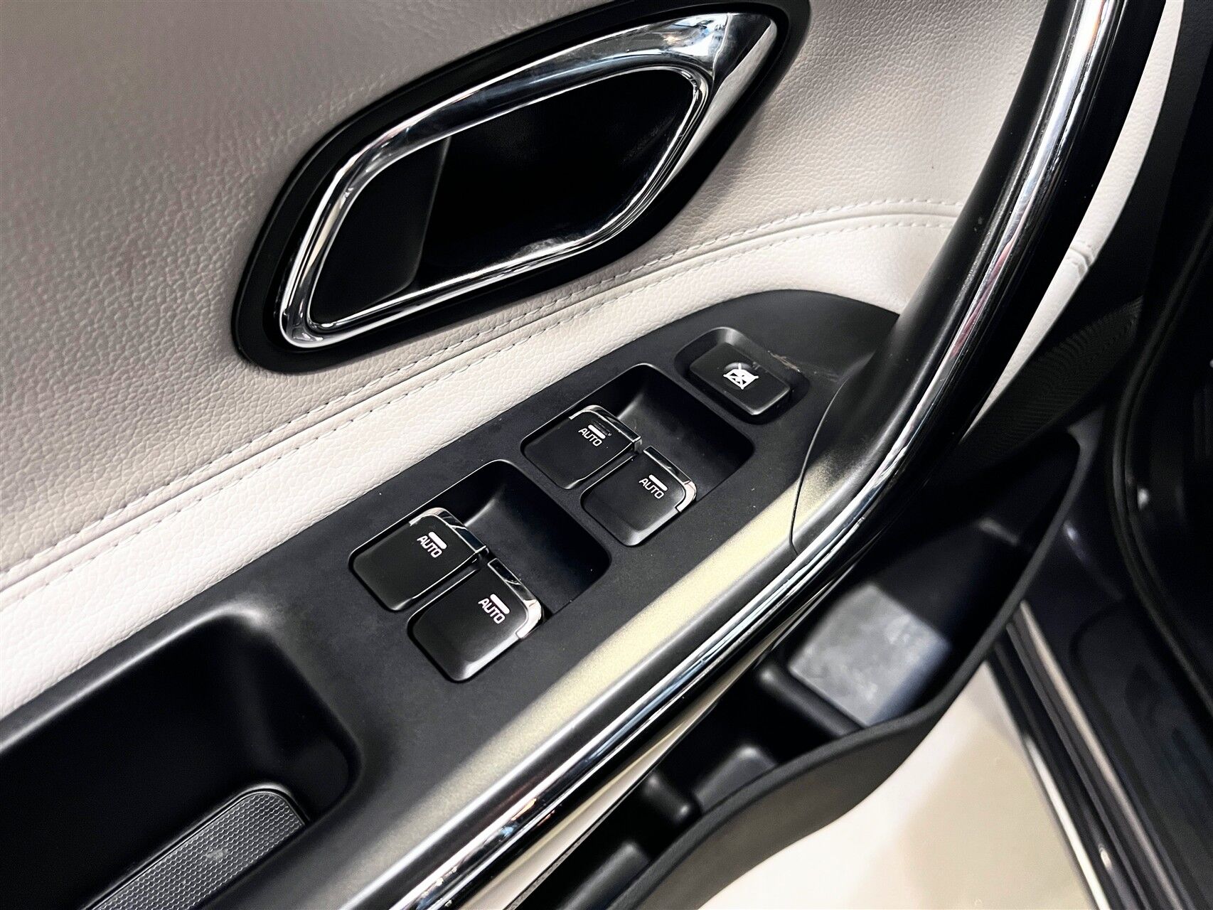 Billede af Kia Ceed 1,0 T-GDI Style Plus Clim 120HK 5d 6g