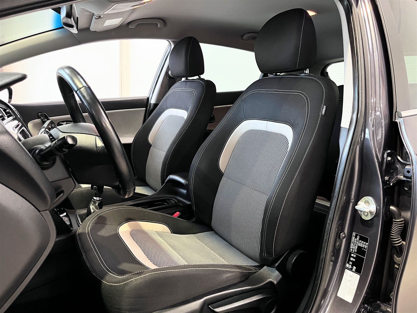 Billede af Kia Ceed 1,0 T-GDI Style Plus Clim 120HK 5d 6g