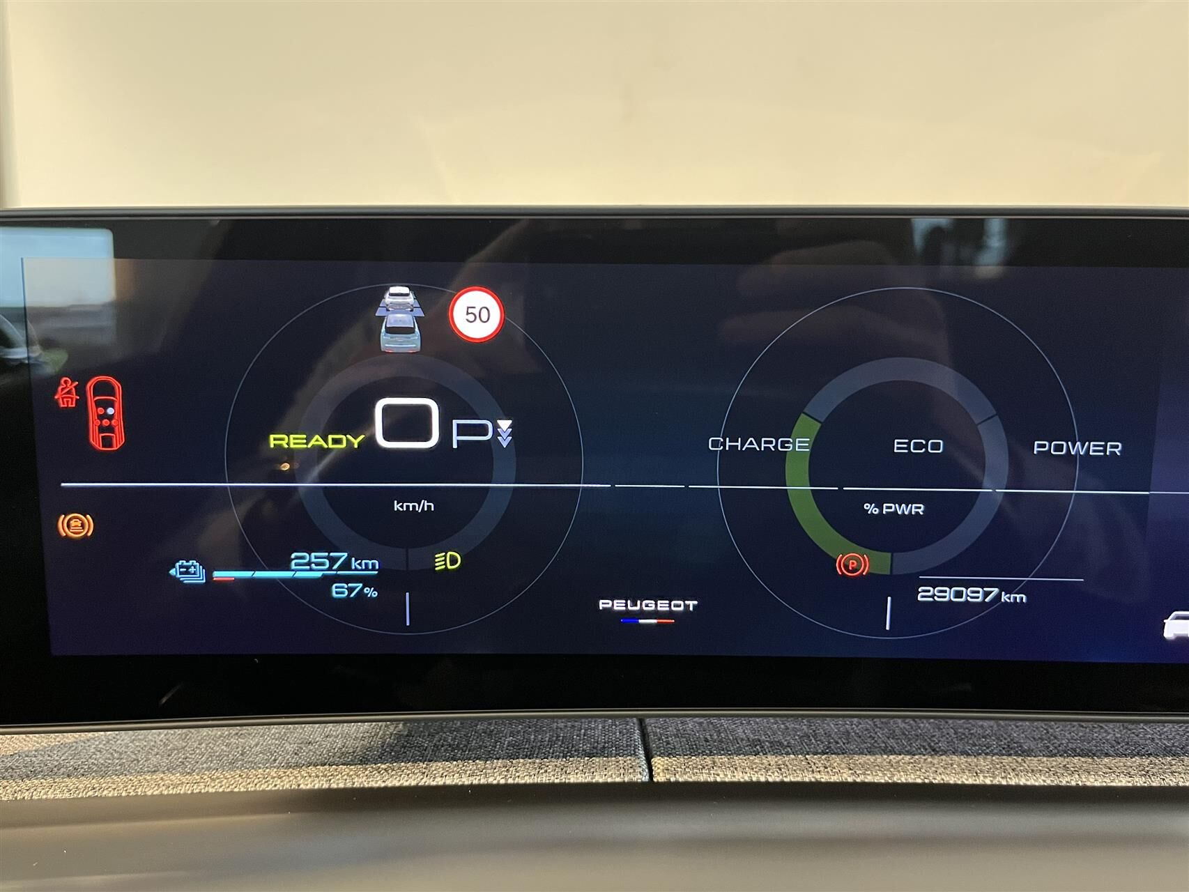 Billede af Peugeot e-3008 EL GT Pack 210HK 5d Aut.