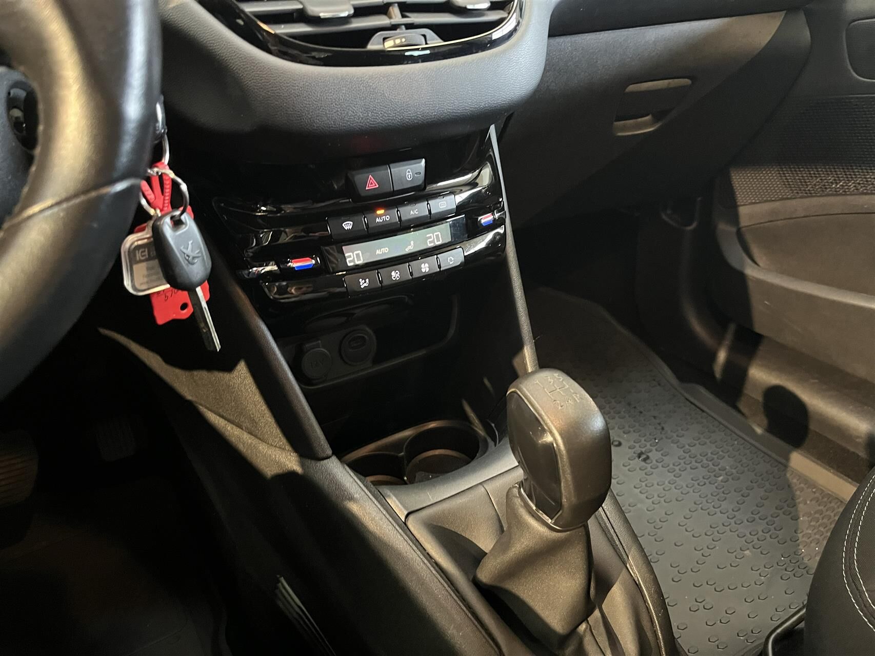 Billede af Peugeot 208 1,2 PureTech Like+ 82HK 5d