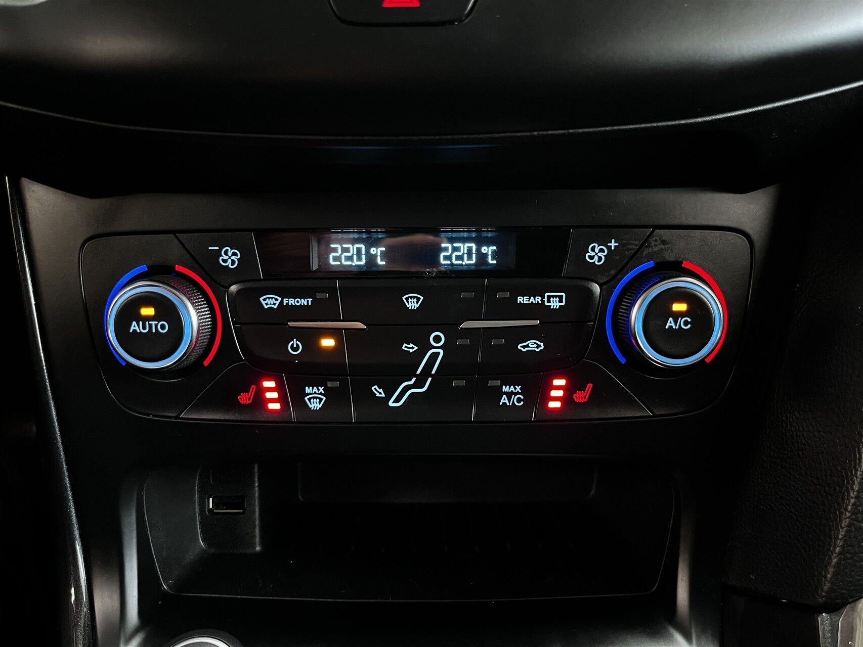 Billede af Ford Focus 1,0 EcoBoost Titanium Fun 125HK Stc 6g