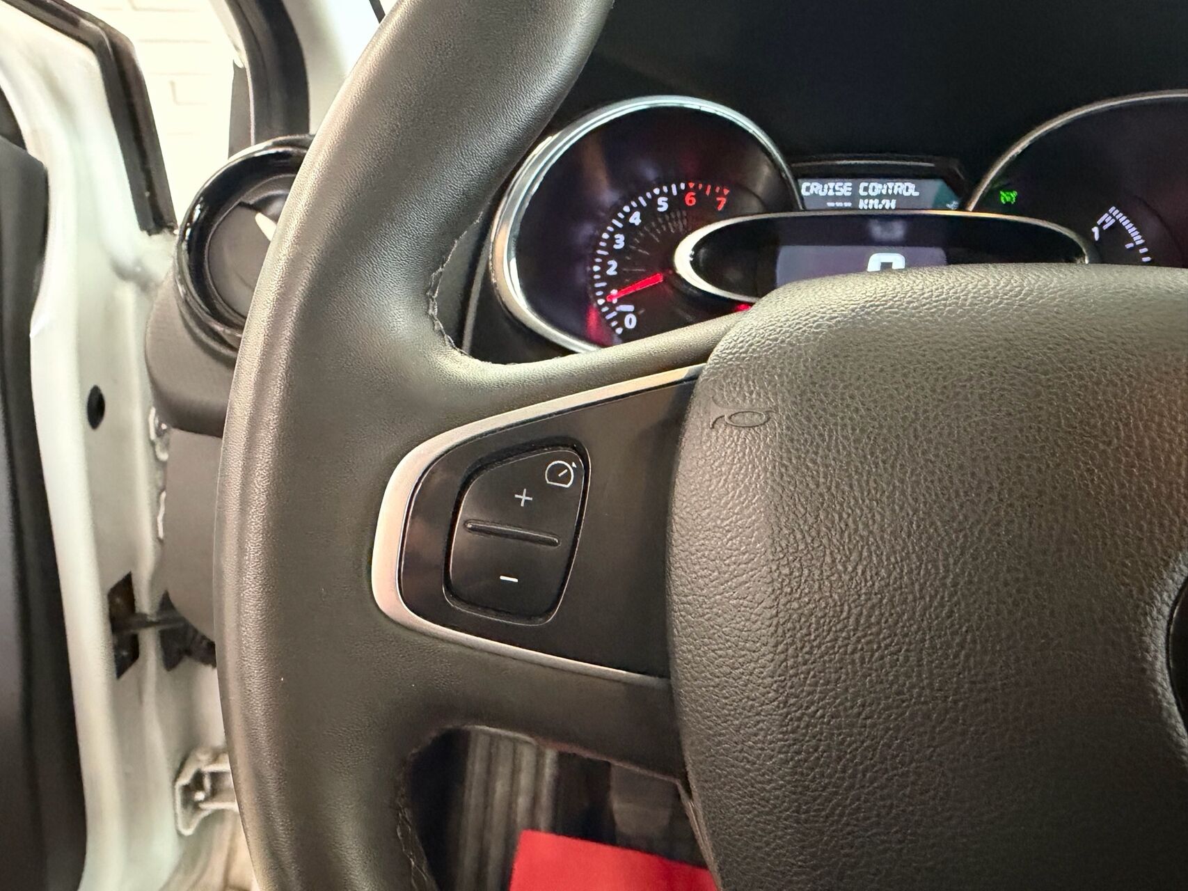 Billede af Renault Clio Sport Tourer 0,9 Energy TCe Life 90HK Stc