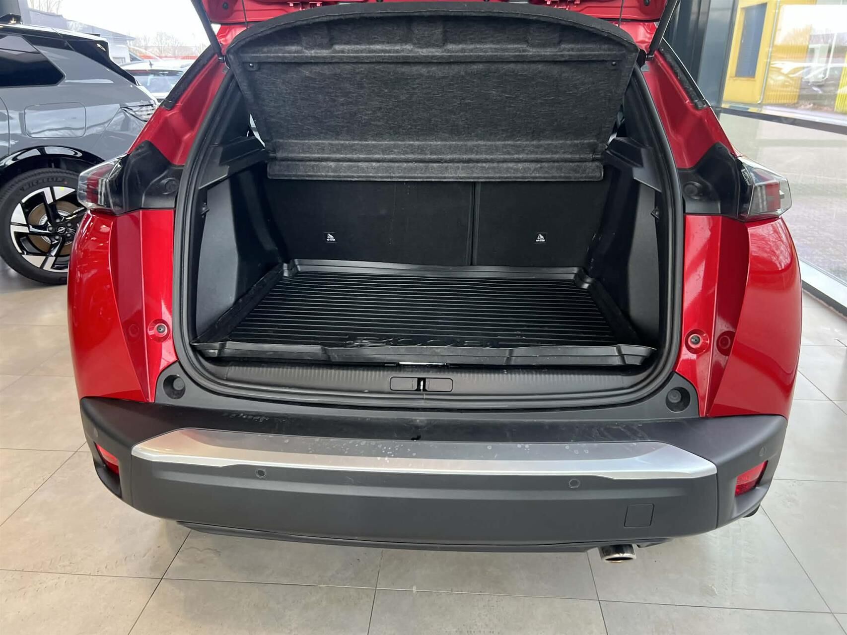 Billede af Peugeot 2008 1,5 BlueHDi Allure Pack EAT8 130HK 5d 8g Aut.