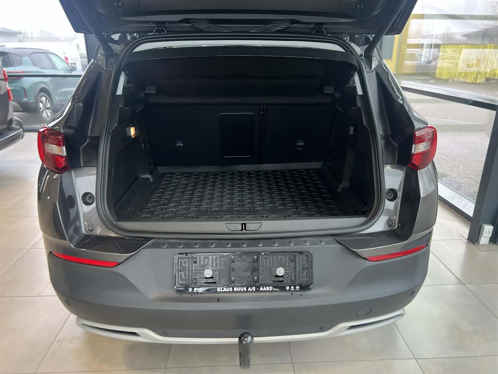 Billede af Opel Grandland X 1,6 PHEV  Plugin-hybrid Cosmo Prestige Pack 225HK 5d 8g Aut.