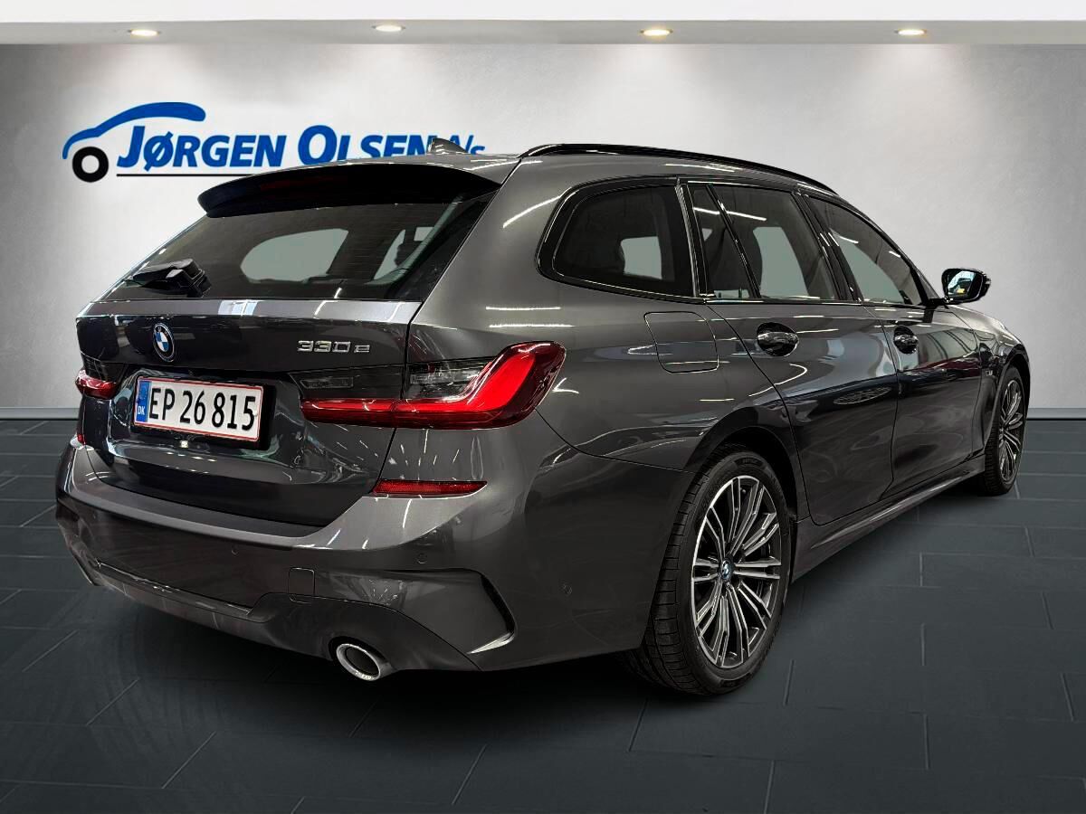 Billede af BMW 330e Touring 2,0 Plugin-hybrid M-Sport Steptronic 292HK Stc 8g Aut.